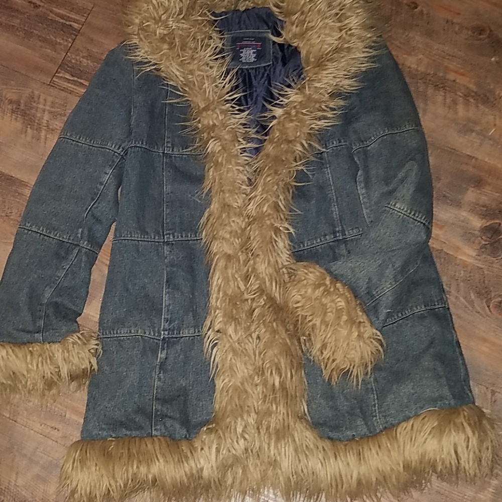 Cute denim and fur blue lining coat sz L